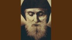 s. Charbel Makhluˉf, sacerdote